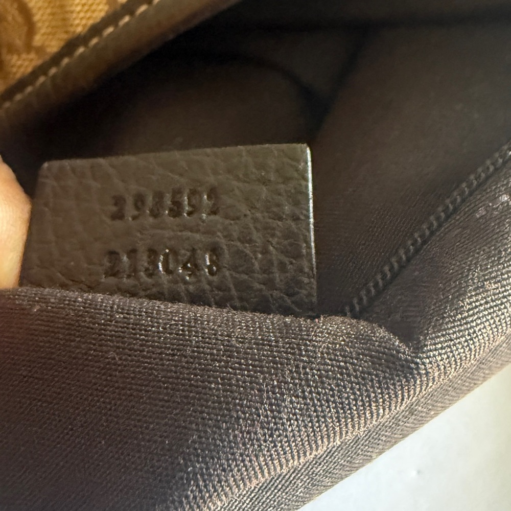 Gucci GG Crystal Tote - Picture 9 of 11